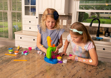 将图片加载到图库查看器,Care Bears™ Scented Dough Ice Cream Shop